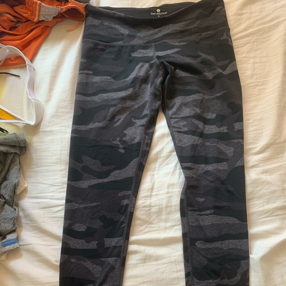 Tuff athletica leggings